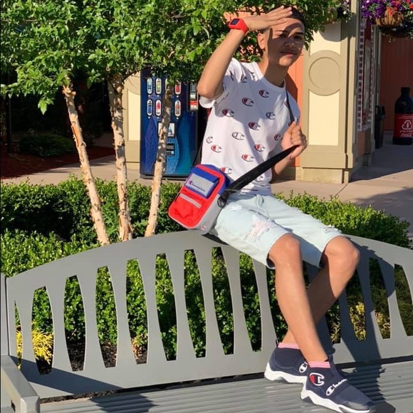 Meet your Posher, David - Picture 1 of 1